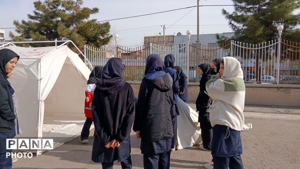 اجرای طرح "دادرس" در دبیرستان دخترانه عطیه