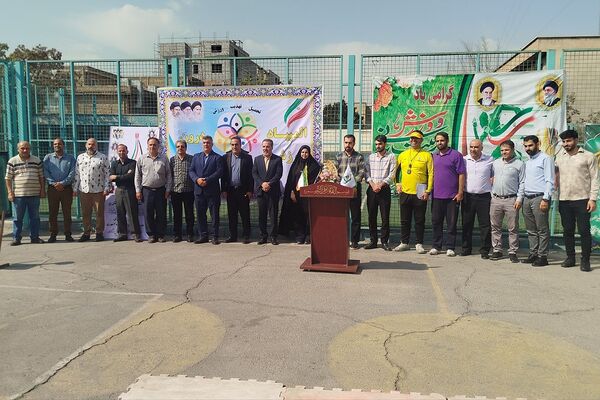 افتتاحیه المپیاد ورزشی درون مدرسه‌ای در دبیرستان شاهد علامه طباطبایی (ره)