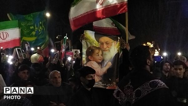 قاب هایی از حضورـ۳