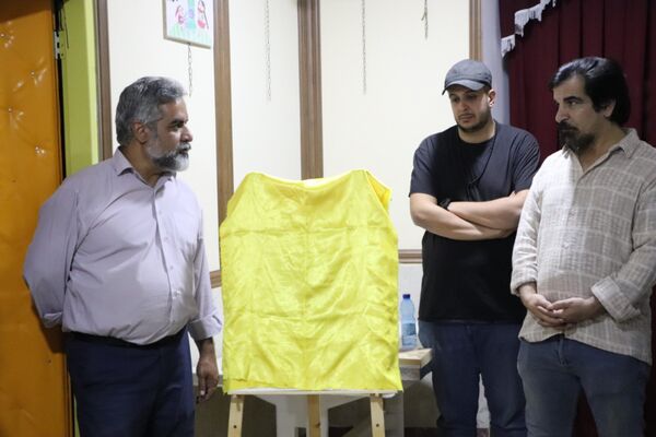 نمایش «در باران آمد» تا سوم مهرماه روی صحنه می‌رود
