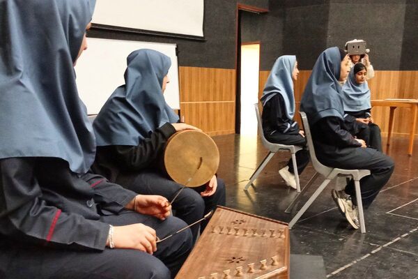  جشنواره «فردا»؛ جایی که خلاقیت دانش‌آموزان شهرقدس به صحنه آمد.