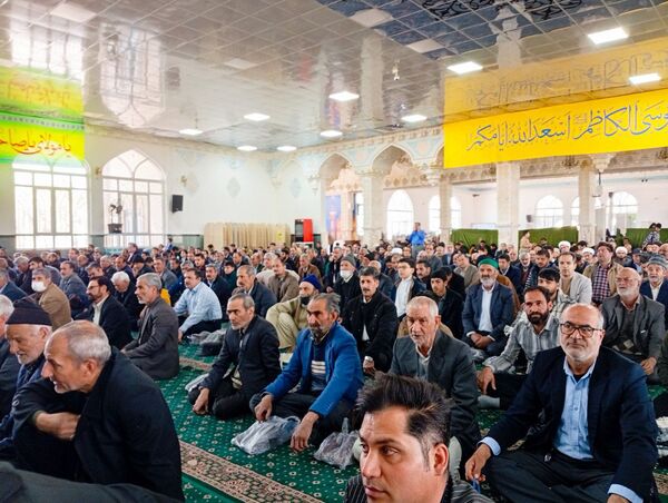 نماز جمعه در شهرستان کاشمر 