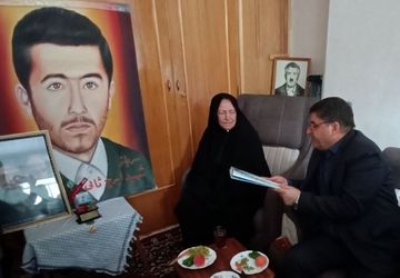 شهدا؛ بهترین الگو در راه خدمت به جامعه هستند 