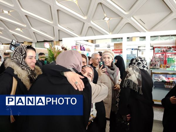 بازگشت کاروان‌های دانش‌آموزی حج عمره از ۶ استان کشور از ایستگا ه پروازی مشهد