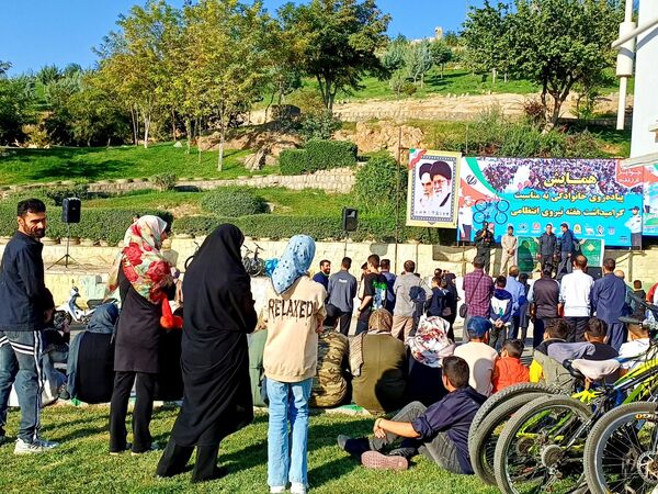 همایش پیاده‌روی خانوادگی به‌مناسبت گرامیداشت هفته نیروی انتظامی