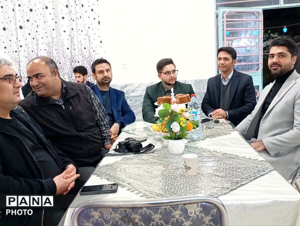 آیین تجلیل از فرهنگی بازنشسته در شهرستان مانه
