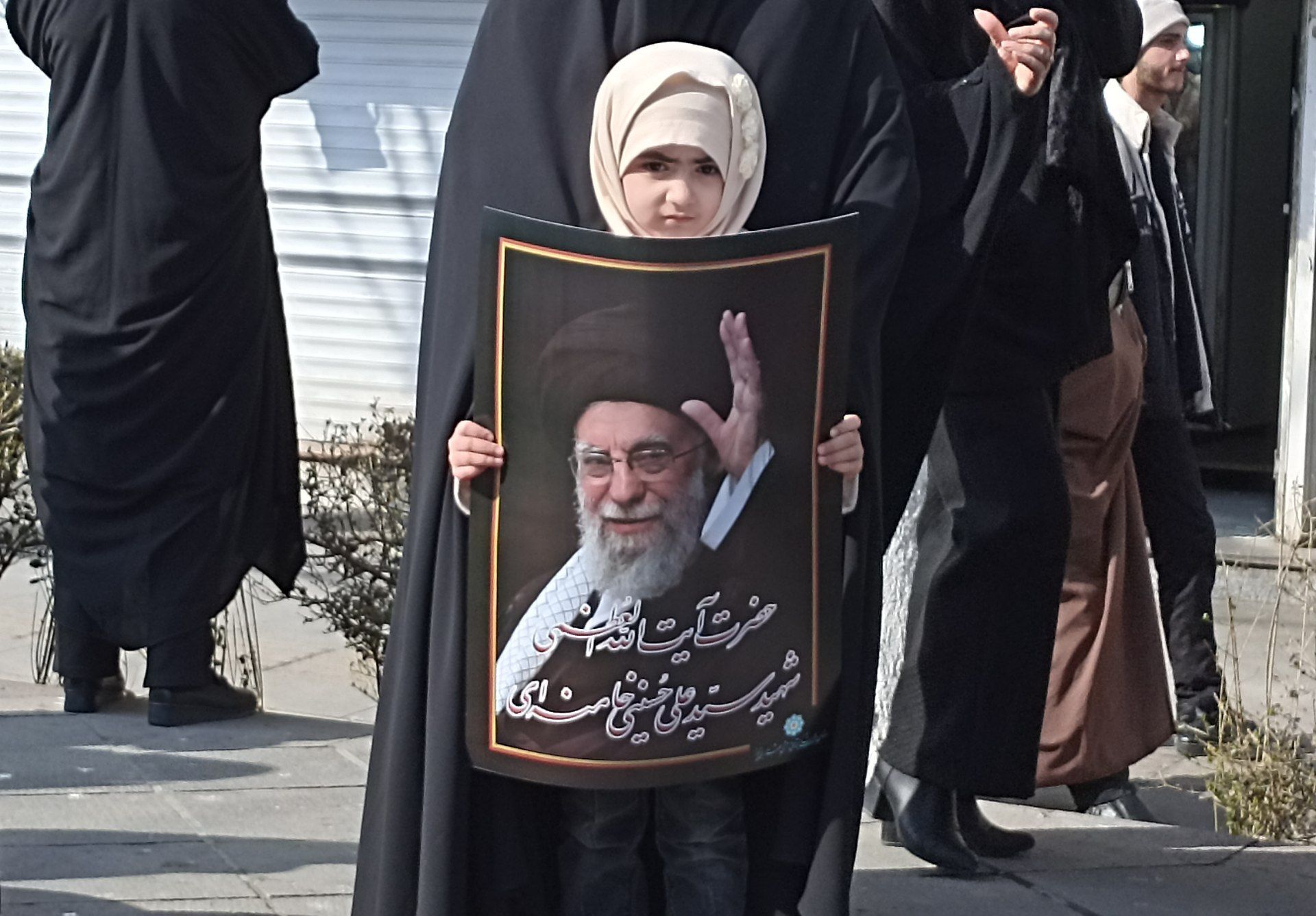 تجدید‌ میثاق‌ مردمان‌ غیور‌ تبریز‌ در‌ تشییع‌ پیکر‌ شهدای اقتدار