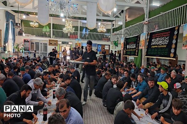 هئیت عزاداری مسجد جامع شهربار نیشابور در روز تاسوعای حسینی 