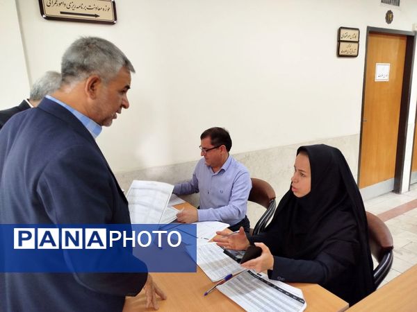 توزیع صندوق‌های اخذ رای دور دوم چهاردهمین دوره انتخابات ریاست جمهوری شهرستان کاشمر 