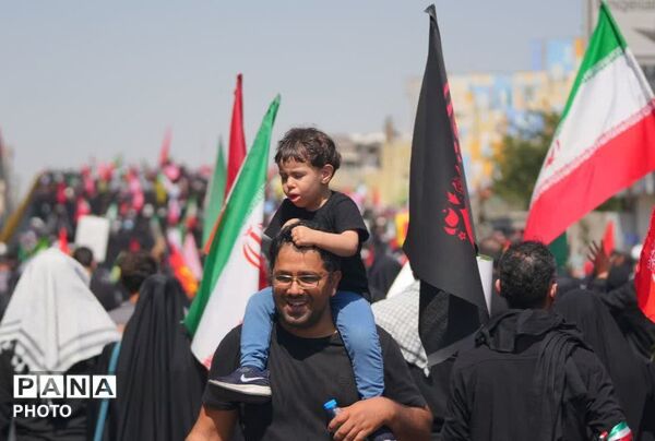 از سجاده های نور تا اوج بدرقه؛وداعی که آسمان را به ماتم نشاند