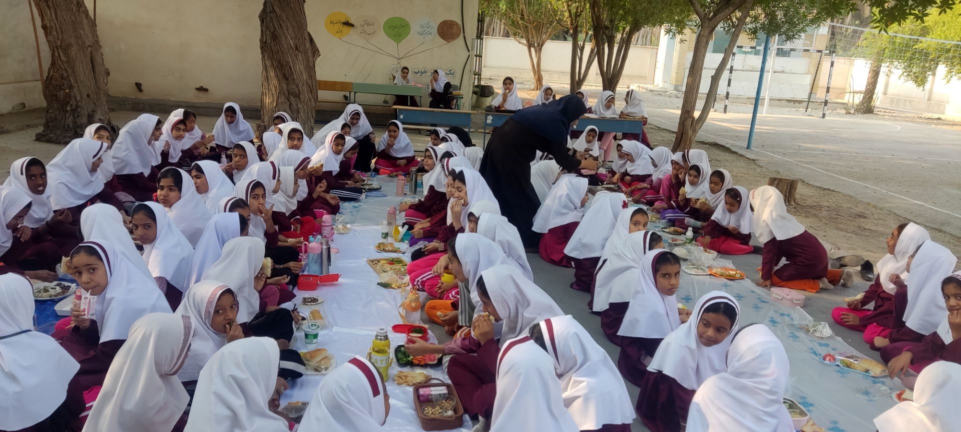 برگزاری صبحانه سلامت در مدارس فین