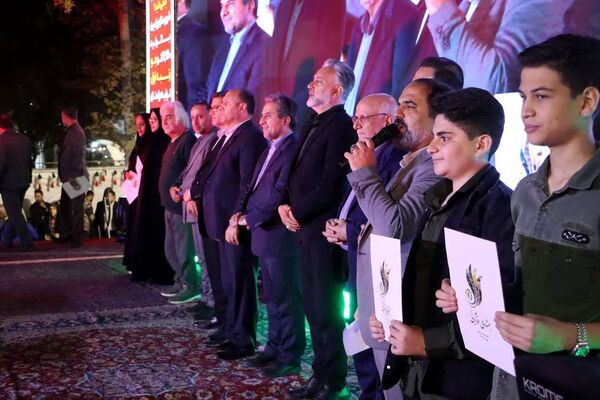 درخشش معلمان و دانش‌آموزان ورامینی در شب ششم جشنواره اقوام ایرانی