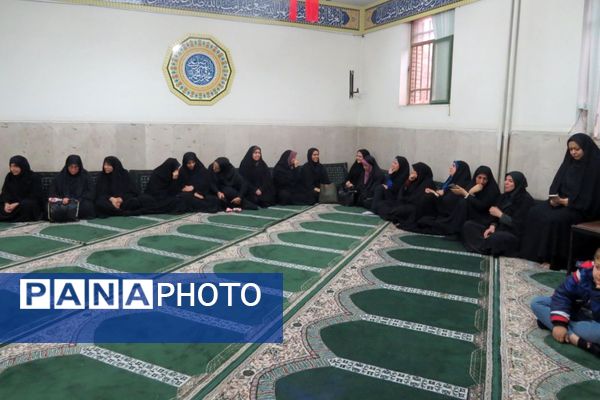 گرامیداشت ولادت بانوی دو عالم در اداره آموزش و پرورش ناحیه یک شهرری