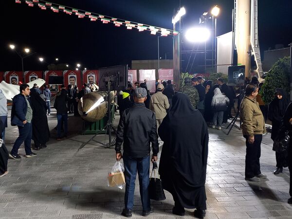 ویژه برنامه روز اصفهان در گلستان شهدا اصفهان