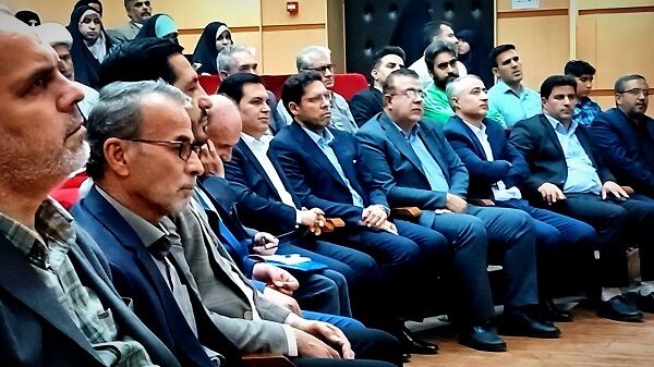 گرامیداشت روز فرهنگی نظرآباد با حضور مسئولین، فرهیختگان و خانواده‌های شهدا در نظرآباد برگزار شد