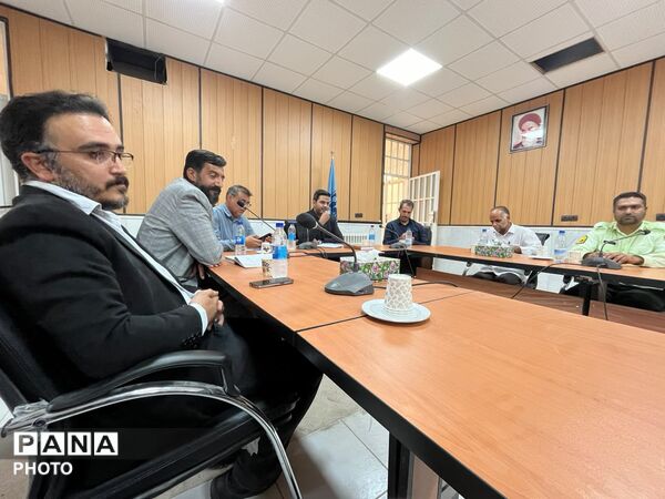 تجلیل شهردار خاتم از اصحاب رسانه و دانش آموز خبرنگاران پانا