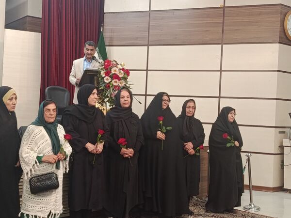 تجلیل از بازنشستگان آموزش و پرورش استان خراسان رضوی
