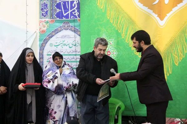 جلوه‌های معنویت و ایثار در اعتکاف مسجد الزهرا(س) قیامدشت