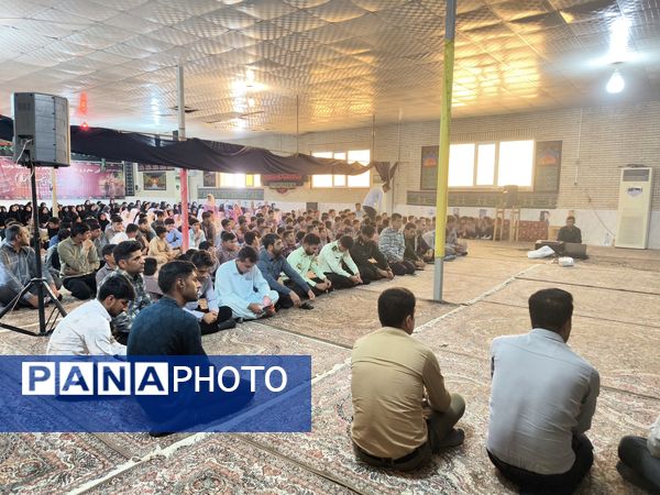 جشن آغاز سال تحصیلی و گرامیداشت هفته دفاع مقدس در حسینیه سیدالشهداء روستای مزرعه شهید بهشتی