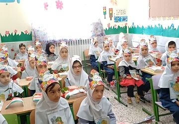 آغاز بهاری نو در دل شکوفه‌ها