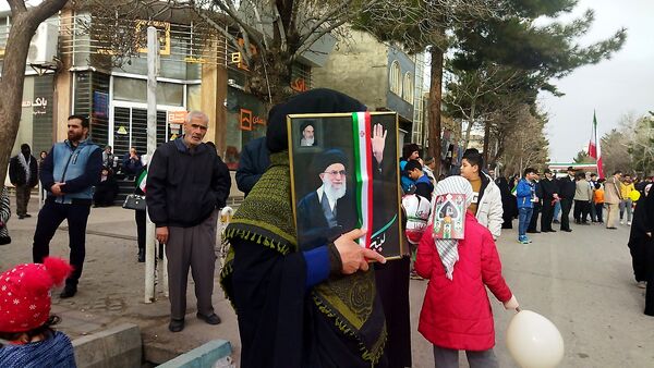راهپیمایی ۲۲ بهمن نشان دهنده همبستگی و اتحاد مردم ایران 