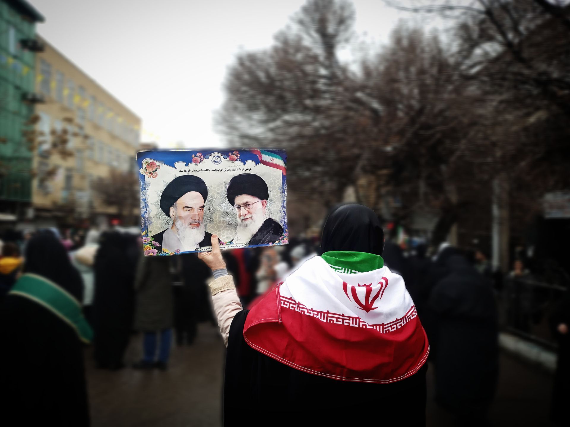  لبیک ملت ایران به فرمان رهبری