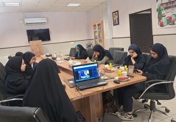 گردهمایی آموزشی دانش آموز خبرنگاران دختر پانا  در سازمان دانش آموزی استان فارس 
