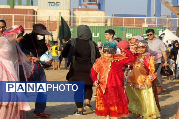 جشنواره بازی و ورزش های همگانی در ساحل بوشهر