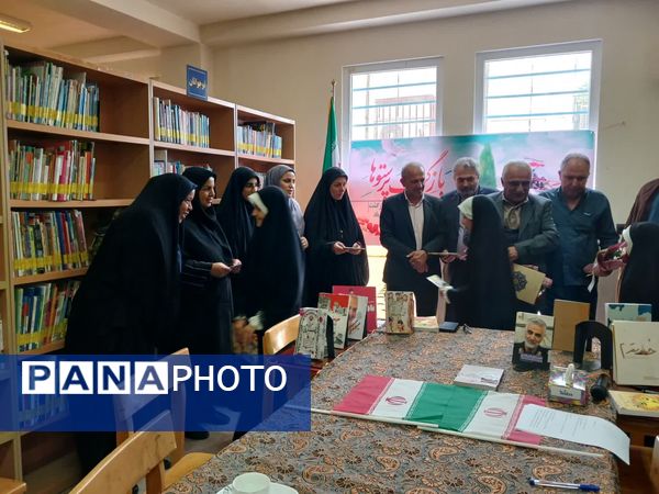 تقدیر از آزادگان کتاب خوان عباس آباد