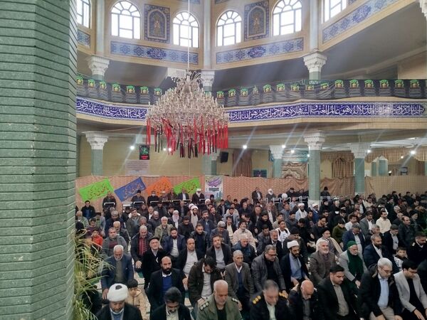 همدلی و وحدت در نماز جمعه باخرز به نمایش درآمد