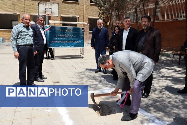 کلنگ زنی هنرستان شهید رضا صفار هرندی 