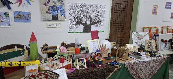 خلاقیت هنری و فرهنگی دبستان شهید فکوری در «هفته ماها»