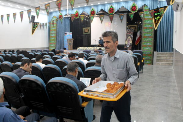  مراسم یادبود زنده یاد حاج محمد عباسی مدیر کل اسبق آموزش و پرورش استان بوشهر 