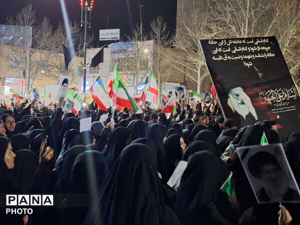 خروش پرشور مردم کاشمر در پی جنایات آمریکایی، صهیونی 