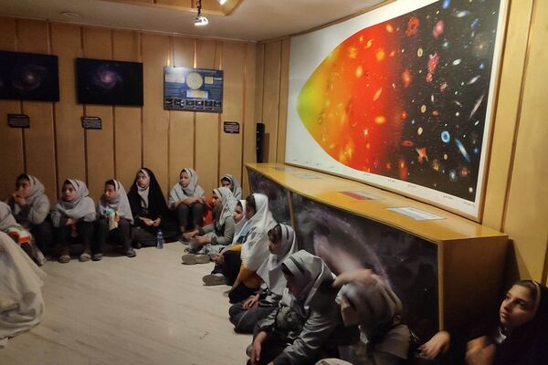 اردوی ری گردی دانش‌آموزان دبستان حاتم ناحیه دو شهرری
