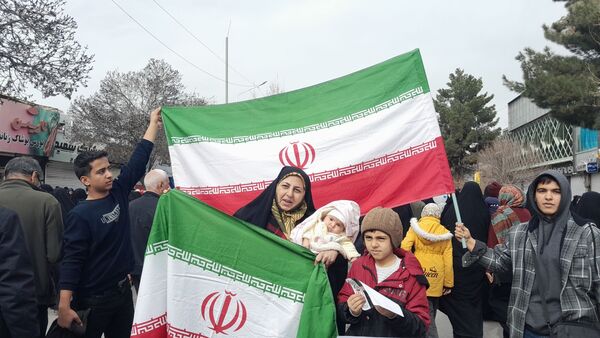 حضور پرشور مردم نیشابور در راهپیمایی ۲۲ بهمن