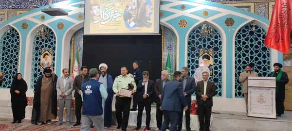 آیین غبارروبی مزار امامزاده حمزه رضا(ع) و همایش روز خبرنگار در شهر زیارت شهرستان شیروان