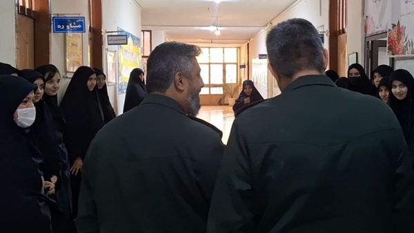 افتتاح اتاق بسیج دبیرستان فاطمیه ناحیه یک کرج