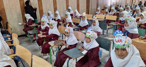 جشن الفبا در فین