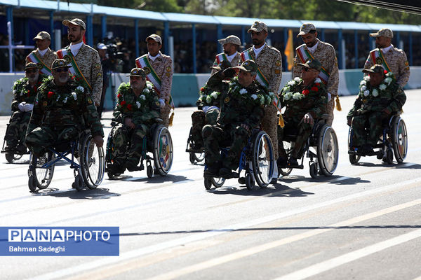 مراسم رژه روز ارتش - تهران