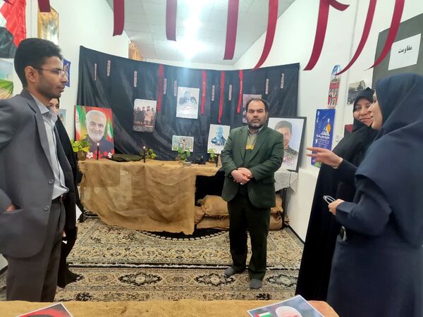 افتتاحیه مدرسه انقلاب در دبیرستان فاطمیه