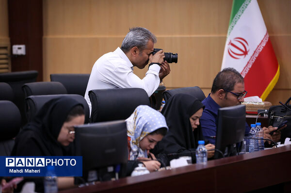 نشست خبری رئیس کل سازمان توسعه تجارت ایران