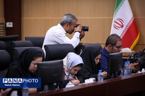 نشست خبری رئیس کل سازمان توسعه تجارت ایران