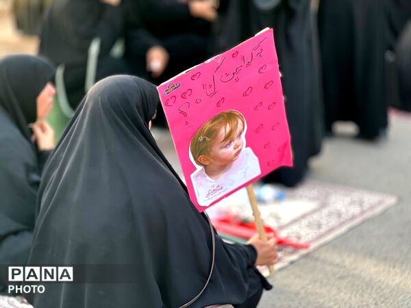  حضور پرشور مردم در وداع و تشییع رهبر انقلاب 