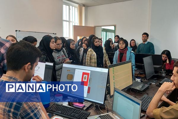 بازدید هنرجویان هنرستان الزهرا از پارک علم و فناوری شیراز