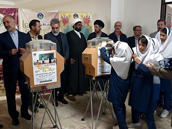 برگزاری آیین جشن عاطفه‌ها در زنجان 