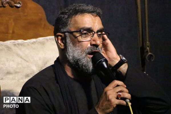 هشتمین شب سوگ حسینی در مسجد سیدالساجدین