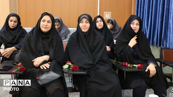 انتخابات ورزشی دبیرستان آرمینه مصلی‌نژاد