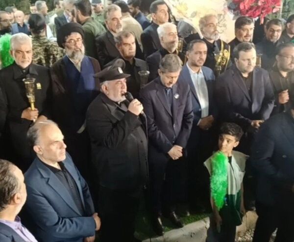 مراسم خاکسپاری استاد فرشچیان با حضور مسئولان ملی و کشوری در استان اصفهان