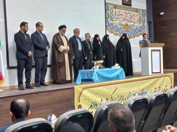 آیین افتتاح زمین چمن مدرسه بهار نور معرفت در قم